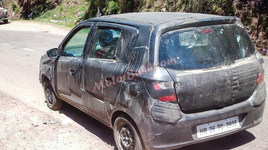 Maruti Suzuki hatchback spotted testing - CarWale