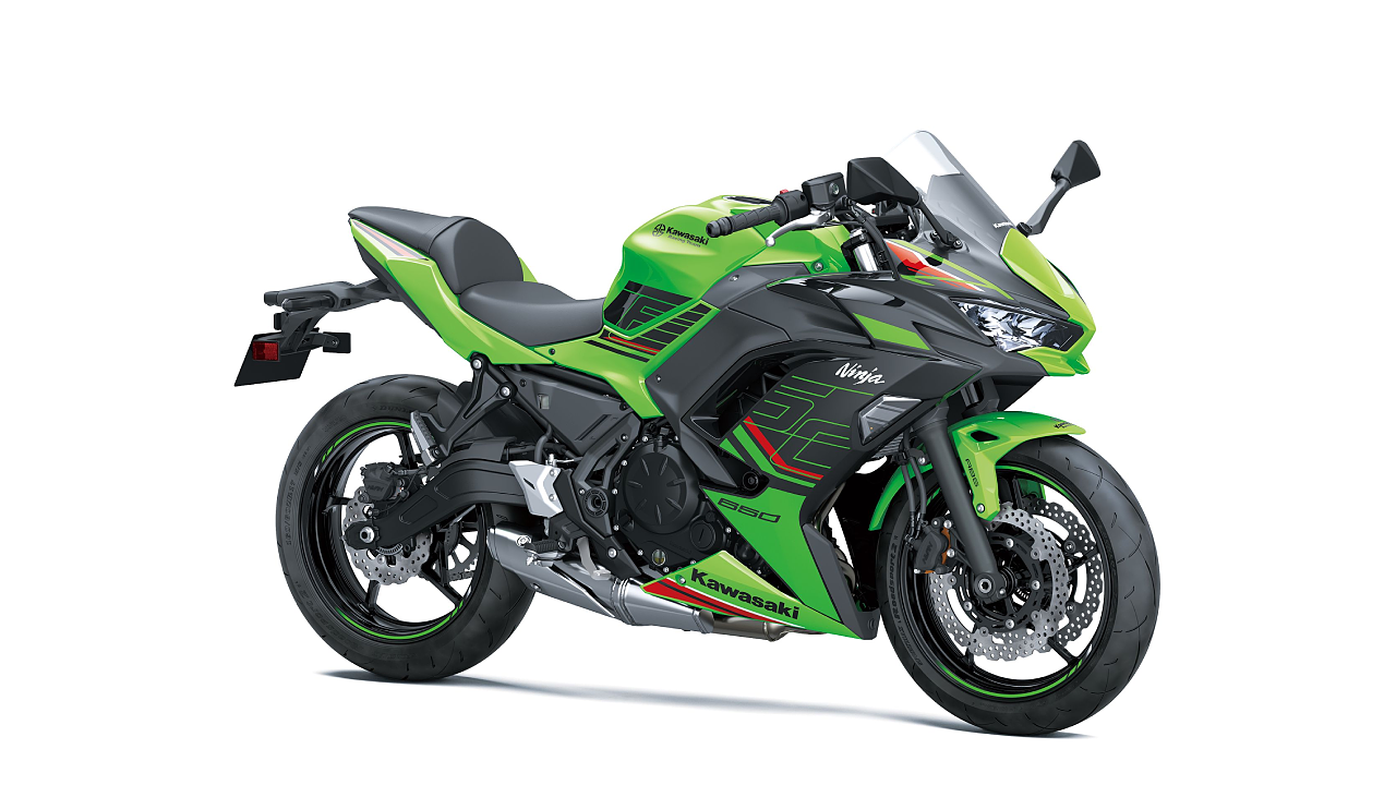 Kawasaki bike 1 deals lakh