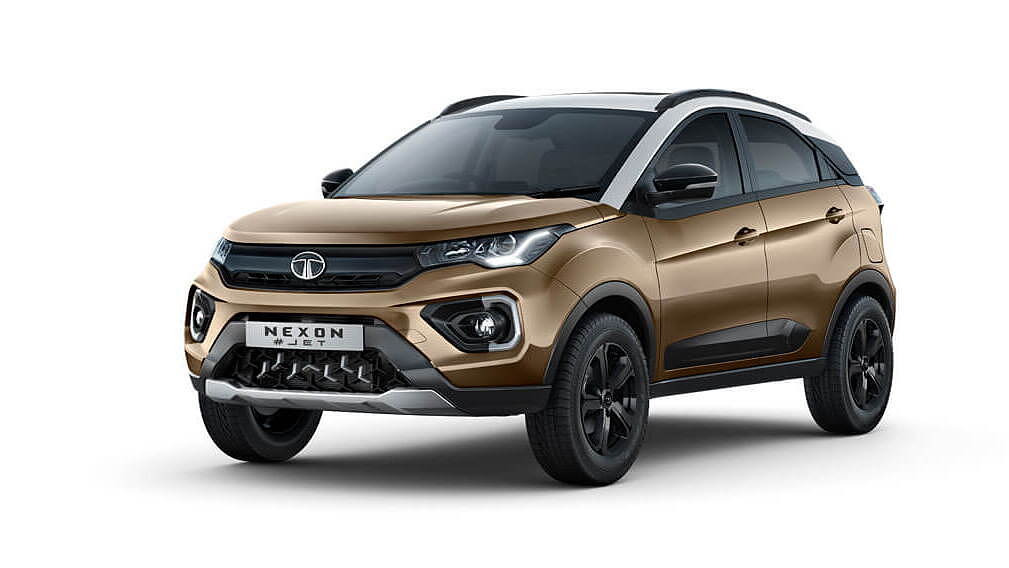 tata nexon xz plus petrol on road price