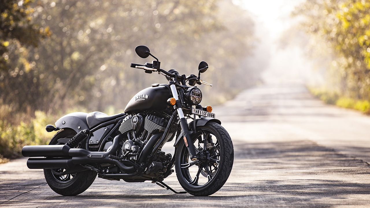 Indian Chief Dark Horse Price - Mileage, Images, Colours | BikeWale