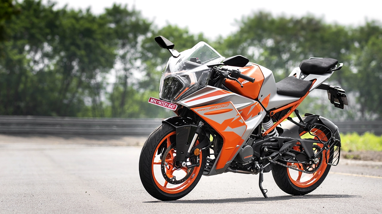 Images of KTM RC 200 | Photos of RC 200 - BikeWale