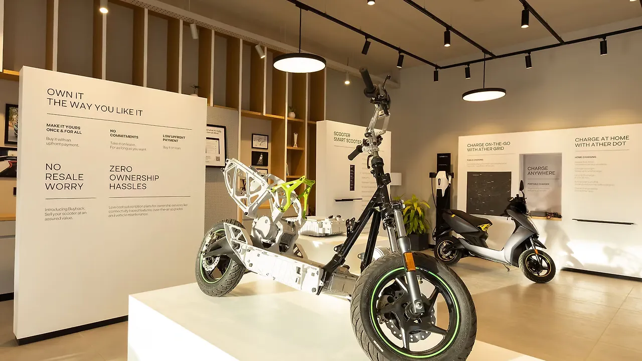 Ather Energy inaugurates new experience centre in Coimbatore Ather Energy inaugurates new experience centre in Coimbatore