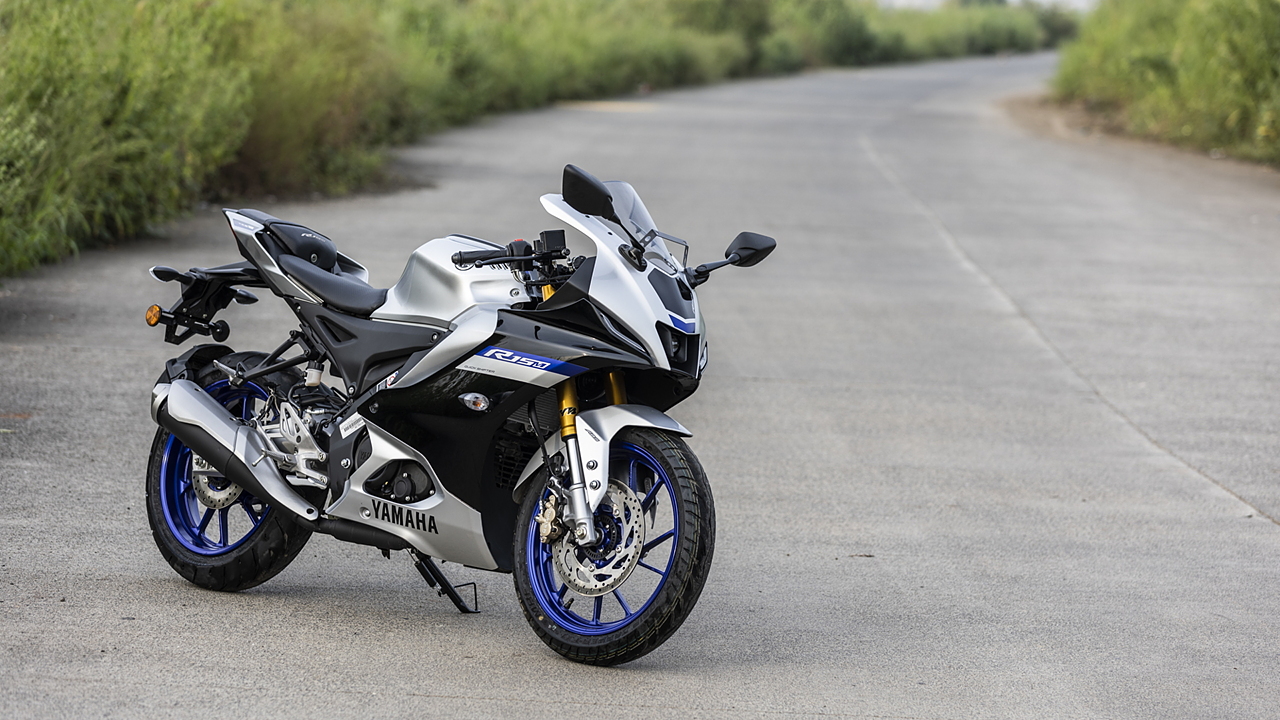 yamaha r15 v4 new model 2021 price