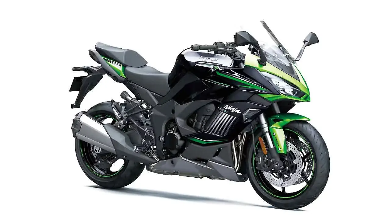 Kawasaki Ninja 1000 Price - Mileage, Images, Colours | BikeWale