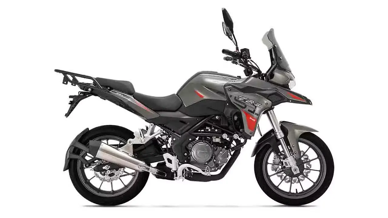 Benelli TRK 251 offered in three colors in India Benelli TRK 251 offered in three colors in India