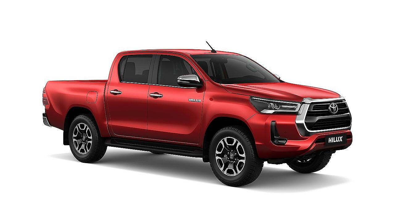 Hilux High 4X4 AT on road Price  Toyota Hilux High 4X4 AT Features & Specs
