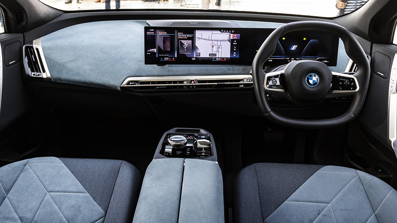 BMW iX debuts all-new iDrive 8 infotainment system - CarWale