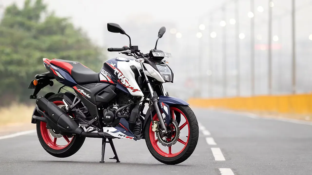 TVS Apache RTR 165RP Price in Guwahati 
