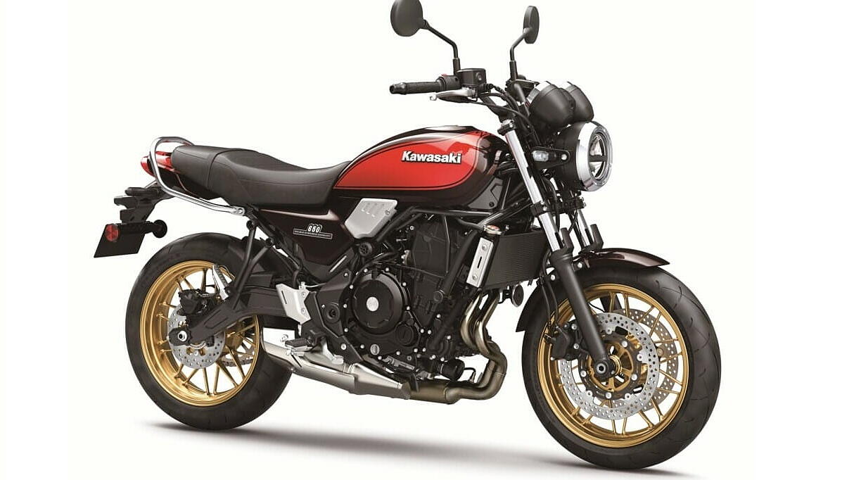 Kawasaki Reveals Z650 RS and Z900 RS 50th Anniversary Editions