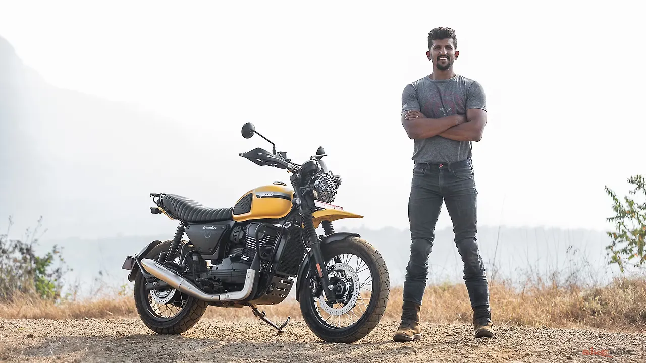 Yezdi Scrambler Price Mileage, Images, Colours BikeWale