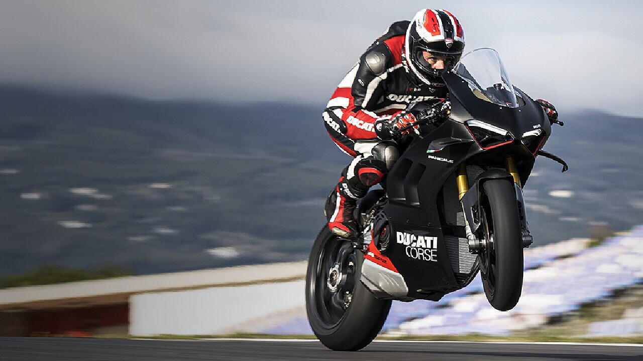 Ducati V4 SP2: Image Gallery