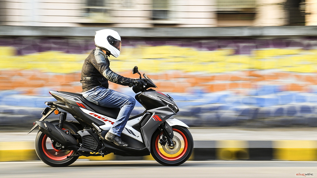 Yamaha's most expensive scooter TMax gets updated for 2022 - BikeWale