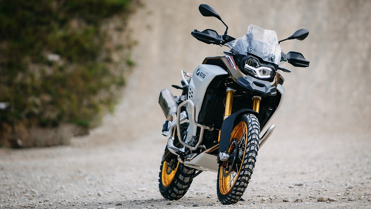 bmw 850 adventure motorcycle