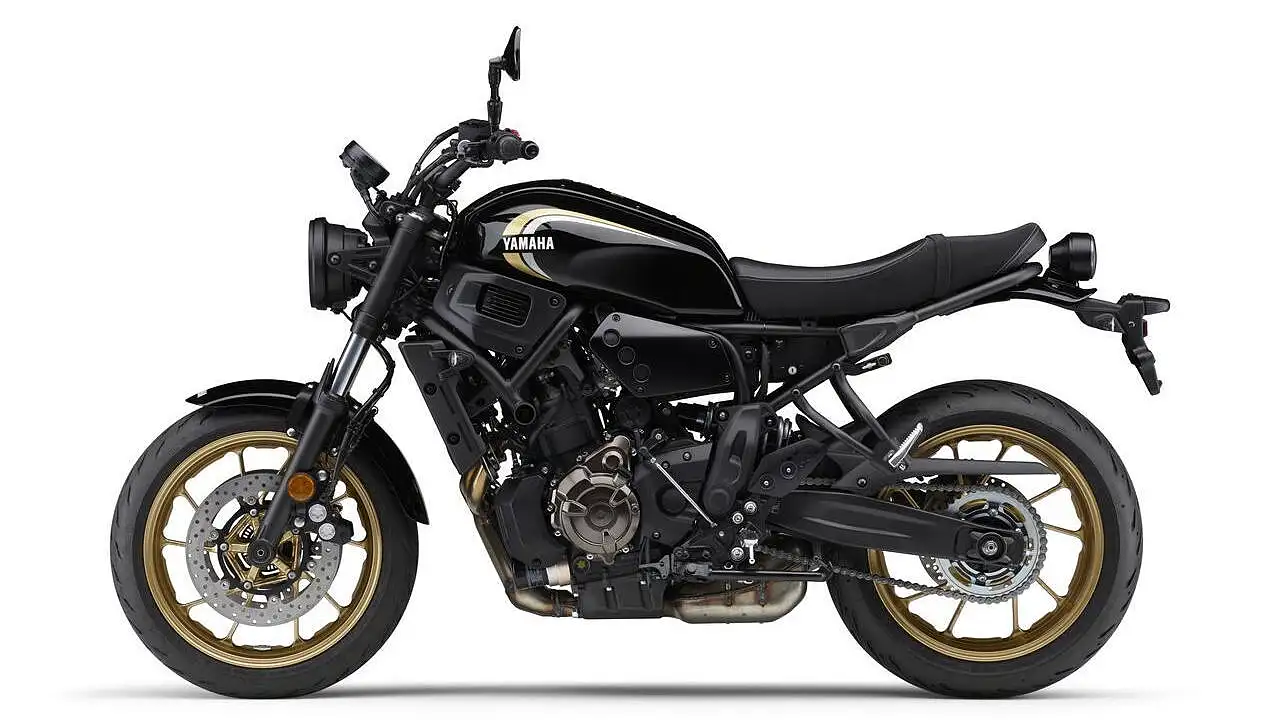 Retro-style Yamaha XSR700 updated for 2022