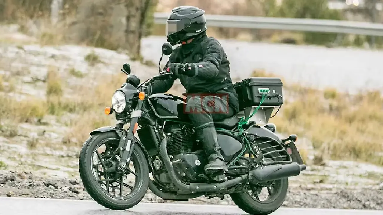 Production-ready Royal Enfield Shotgun 650 spotted testing Production-ready Royal Enfield Shotgun 650 spotted testing