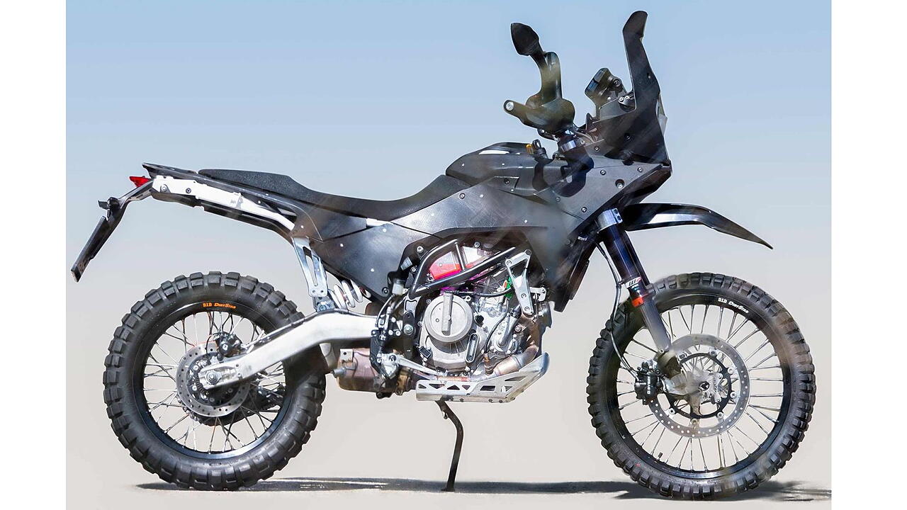 Mysterious KTM 390 Adventure Rally version spied testing 