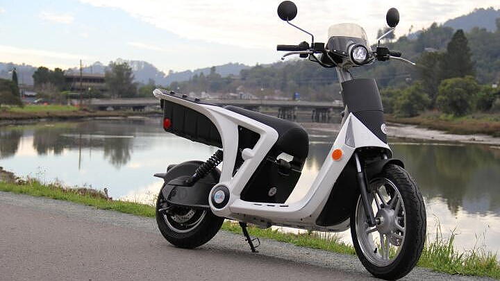 mahindra two wheeler electric