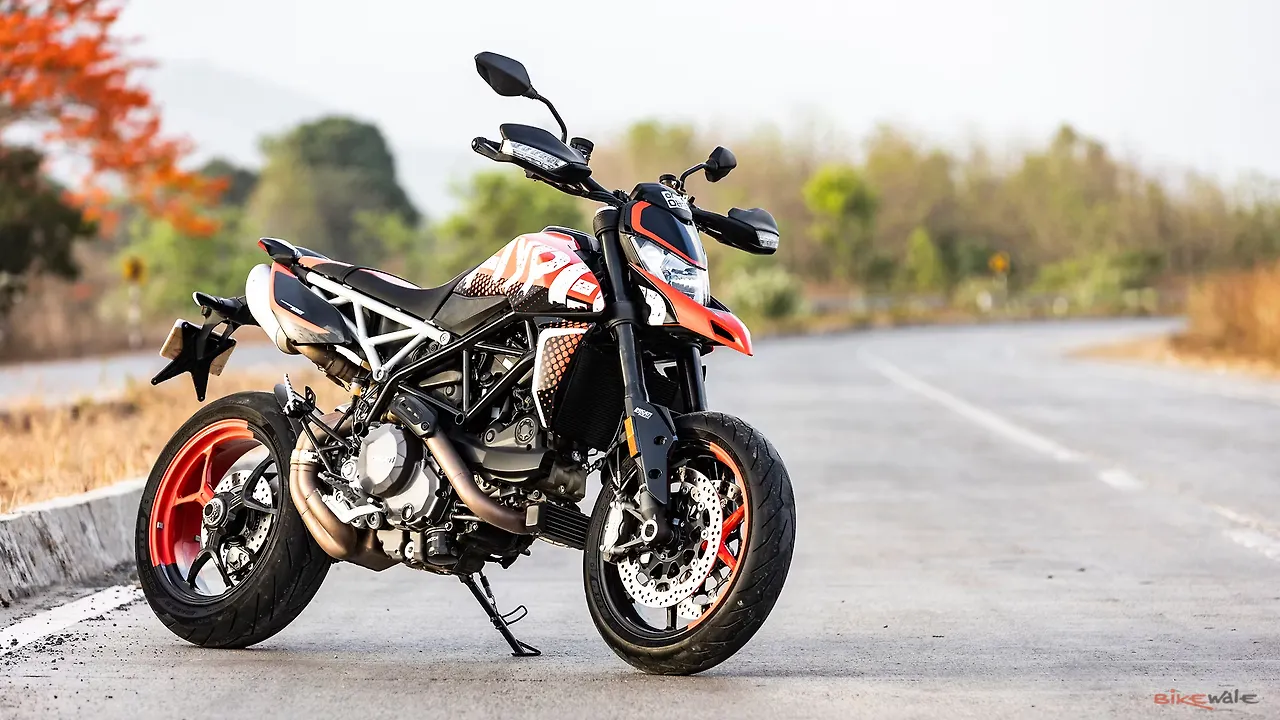 Ducati Hypermotard 950 RVE: Review Image Gallery Ducati Hypermotard 950 RVE: Review Image Gallery