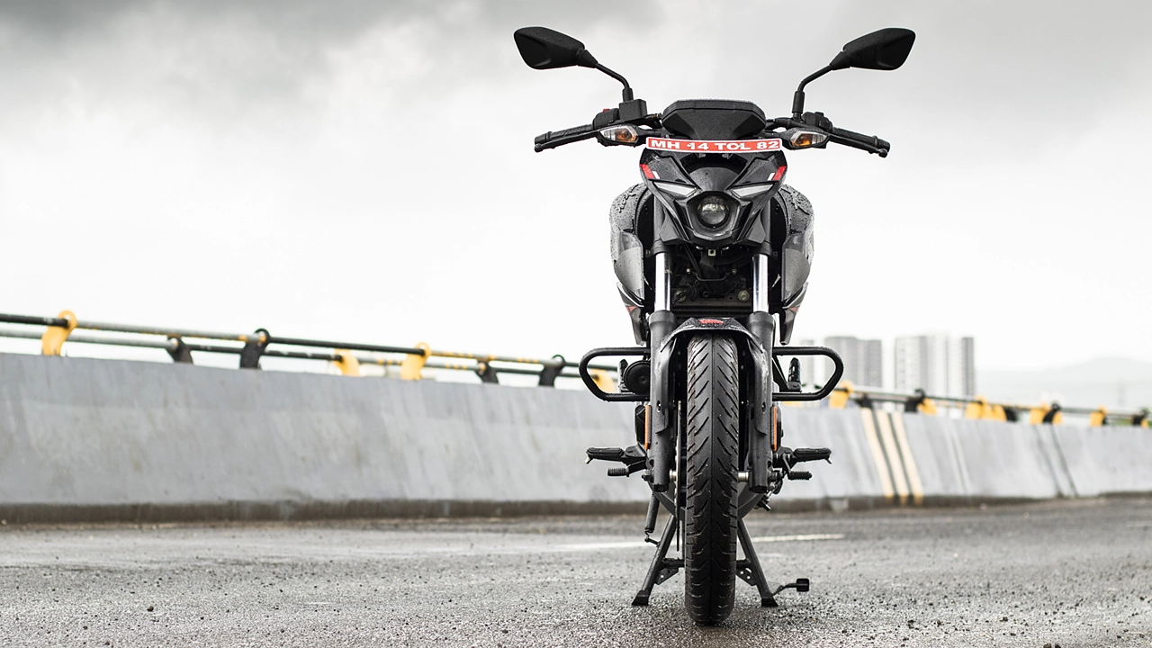 Images of Bajaj Pulsar N160 | Photos of Pulsar N160 - BikeWale Images of Bajaj Pulsar N160 | Photos of Pulsar N160 - BikeWale