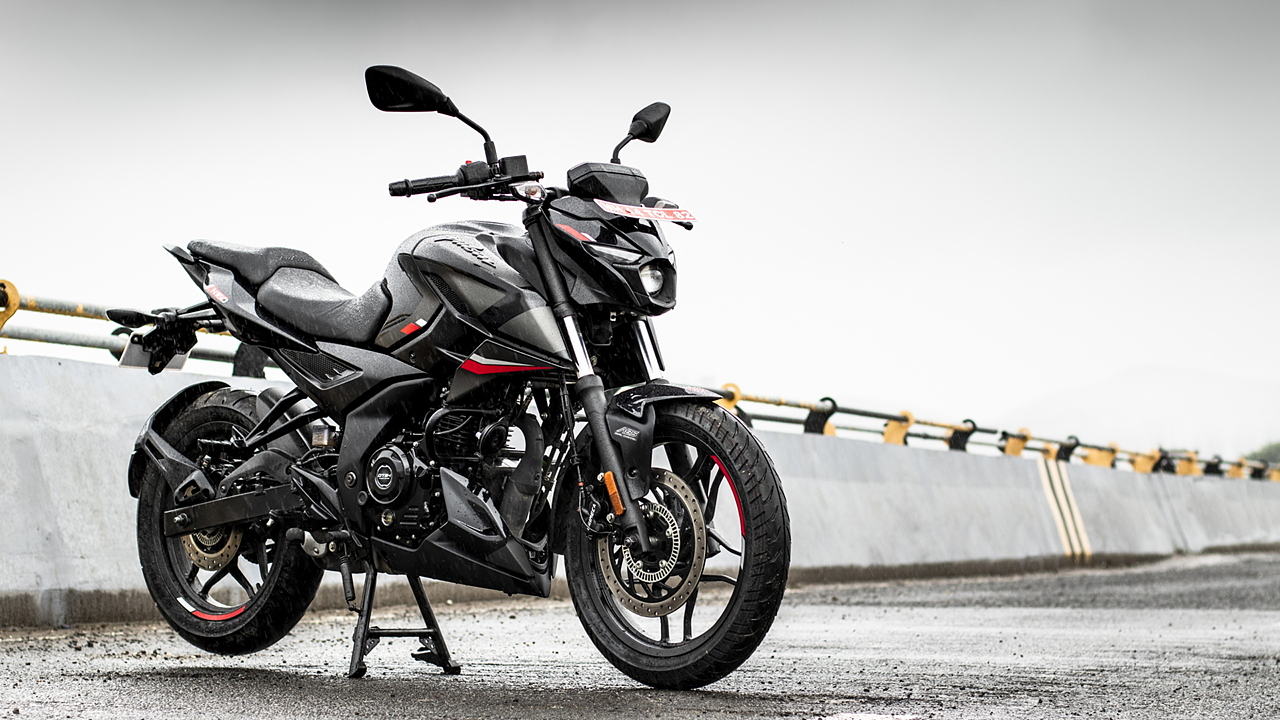 Pulsar 160cc deals on road price