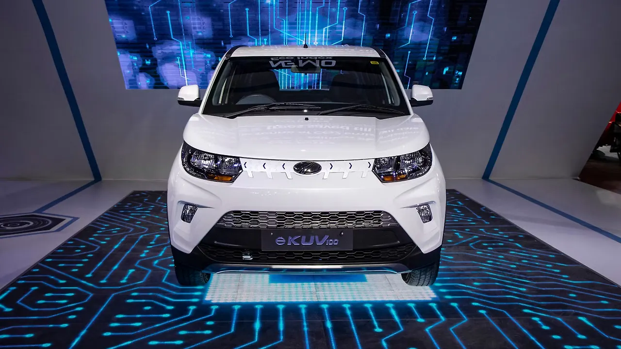 Mahindra XUV400 deliveries to begin in Q4 of FY 2022 - CarWale