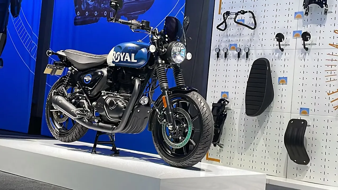 Royal Enfield Hunter 350 Officially Revealed in 10 images! Royal Enfield Hunter 350 Officially Revealed in 10 images!