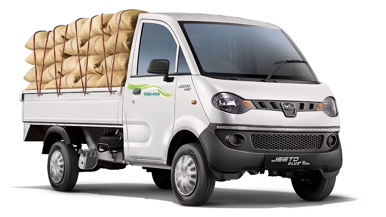 mahindra jeeto minivan price 2022