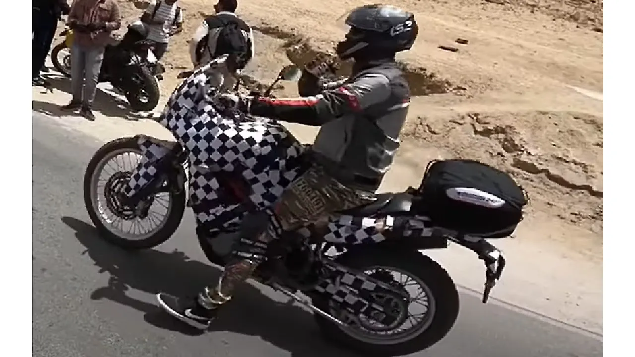 Upcoming 300cc Hero ADV and sportsbike spotted testing in India! Upcoming 300cc Hero ADV and sportsbike spotted testing in India!