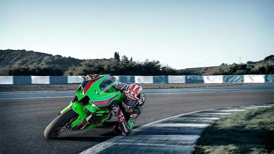 Kawasaki Ninja ZX-10R gets new colour! Kawasaki Ninja ZX-10R gets new colour!
