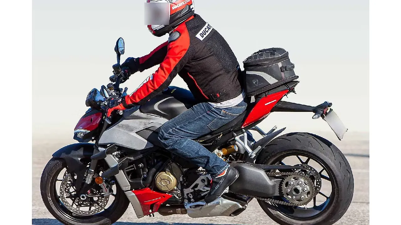 2023 Ducati Streetfighter V4 spotted testing, looks ready for production 2023 Ducati Streetfighter V4 spotted testing, looks ready for production