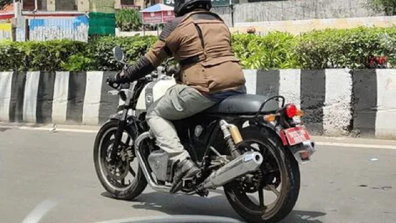 Royal Enfield Continental GT 650 spotted testing with alloy wheels