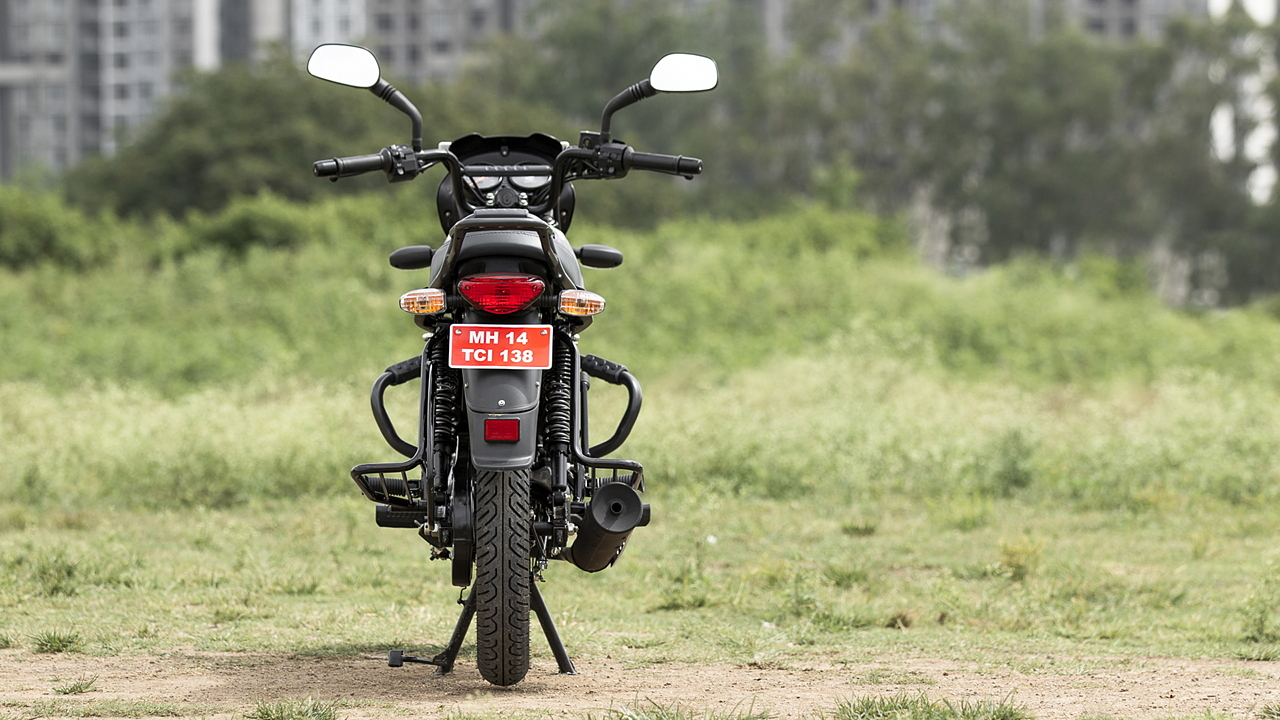 bajaj ct 125x price on road