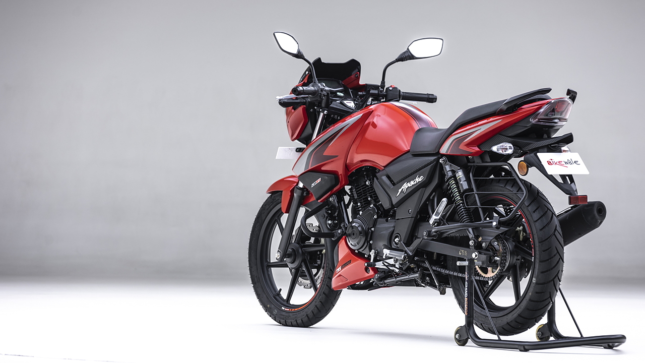 Apache rtr 160 clearance 2v red colour