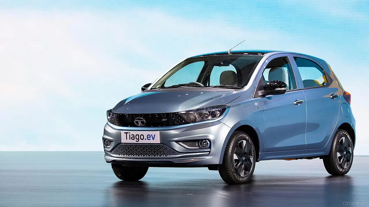 Tata Tiago EV official bookings open for Rs 21,000 - CarWale
