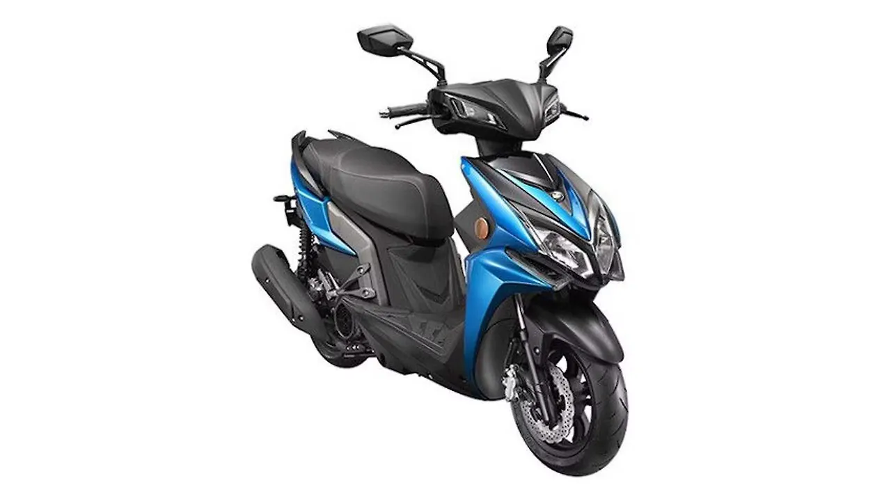 aprilia-sr-160-right-side-