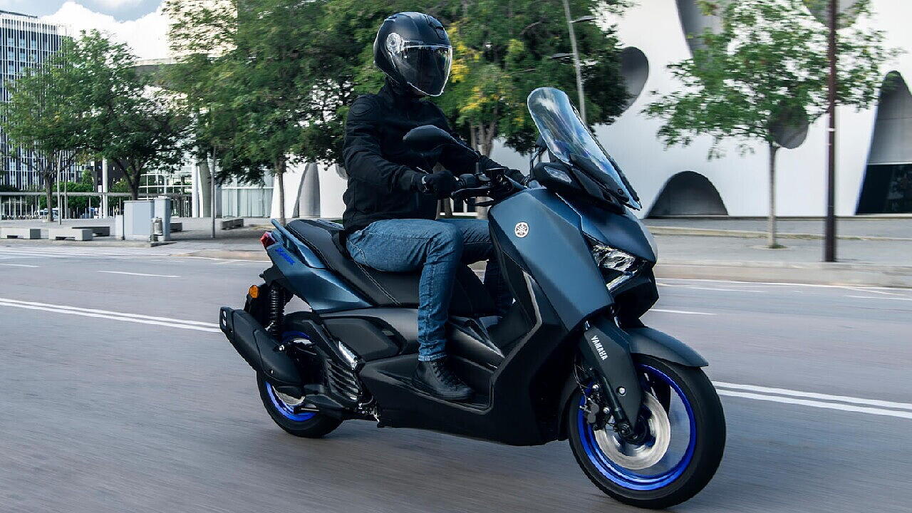 Yamaha XMax 125 updated overseas - BikeWale