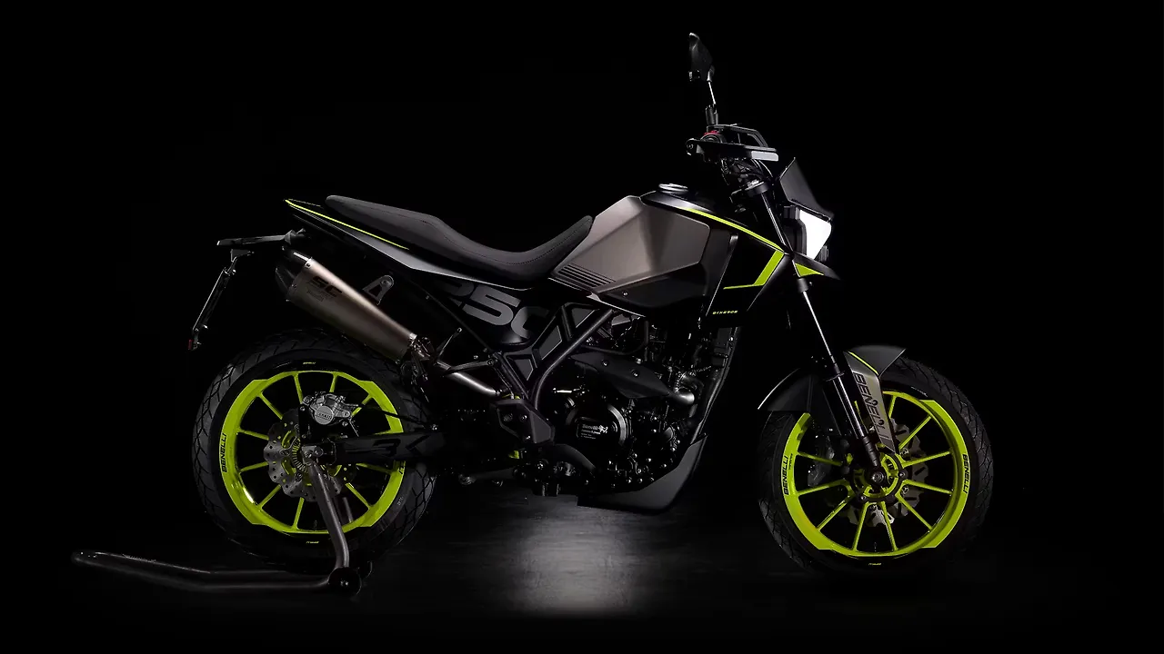 Benelli BKX 250 S quarter-litre naked roadster debuts at EICMA Benelli BKX 250 S quarter-litre naked roadster debuts at EICMA