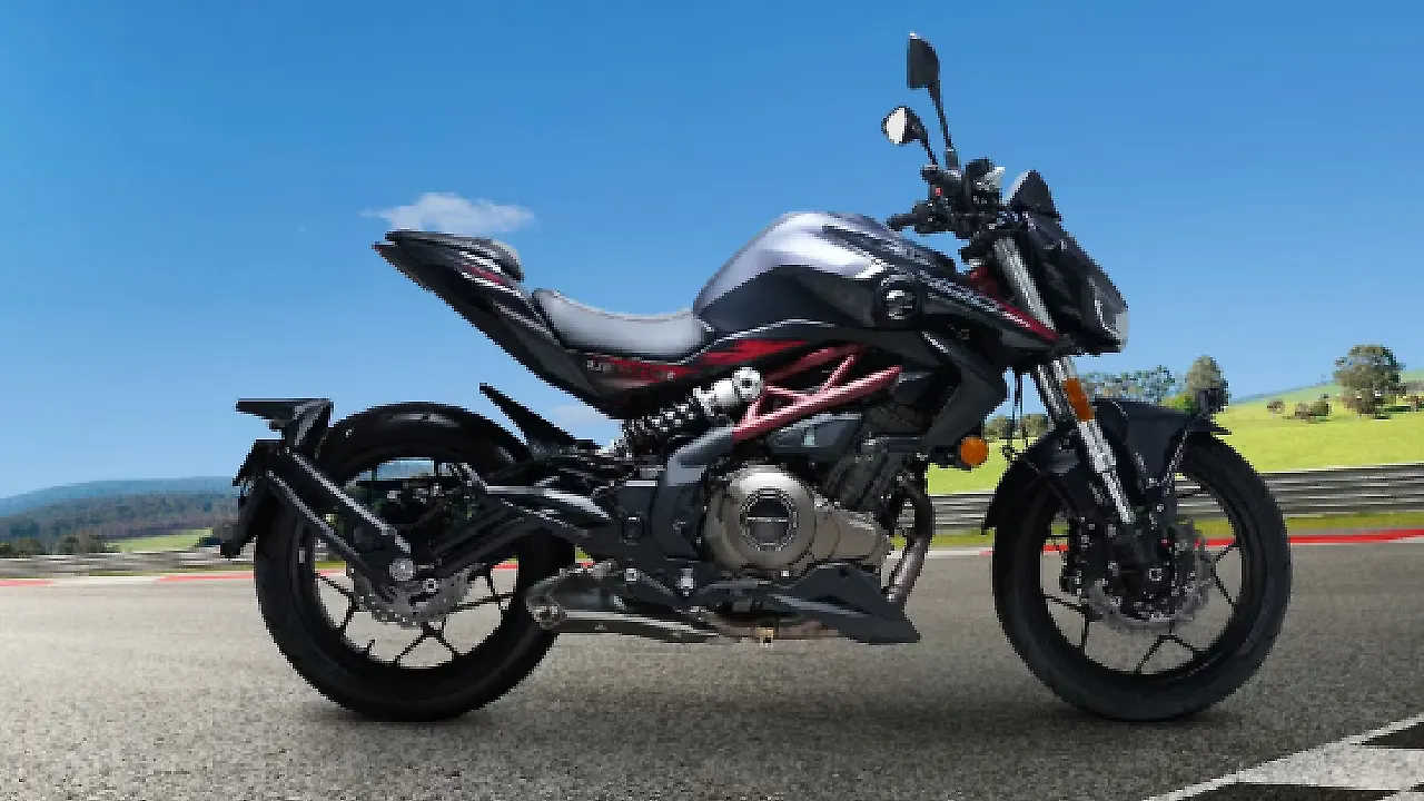 QJ Motor SRC 250, SRV 300, SRK 400 and SRC 500, debut in India QJ Motor SRC 250, SRV 300, SRK 400 and SRC 500, debut in India