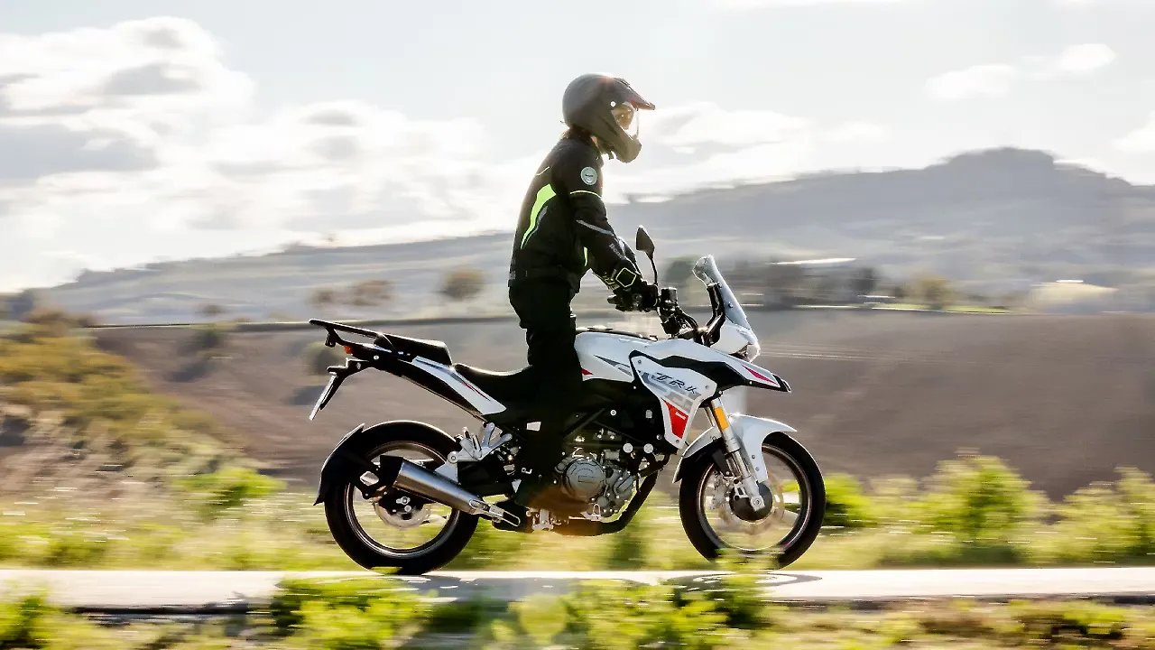 India-bound 2023 Benelli TRK 251 gets a new colour India-bound 2023 Benelli TRK 251 gets a new colour
