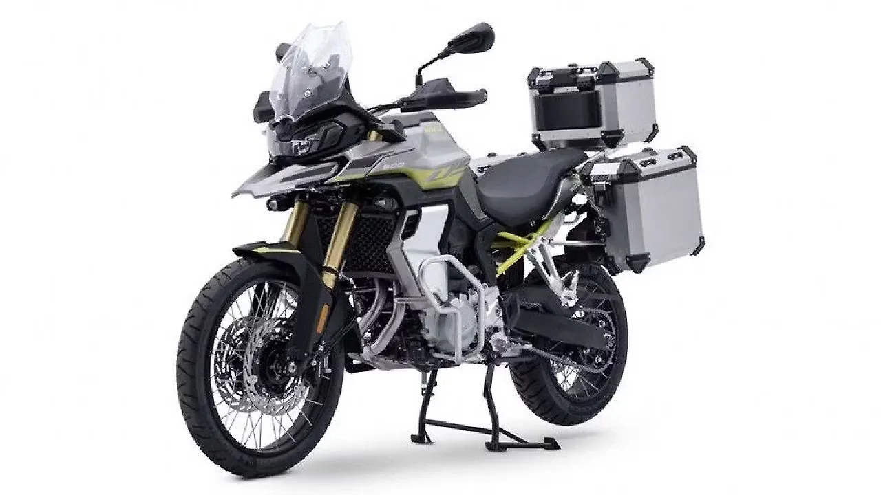 Voge unveils Triumph Tiger 900 rivaling ADV at EICMA 2022 Voge unveils Triumph Tiger 900 rivaling ADV at EICMA 2022
