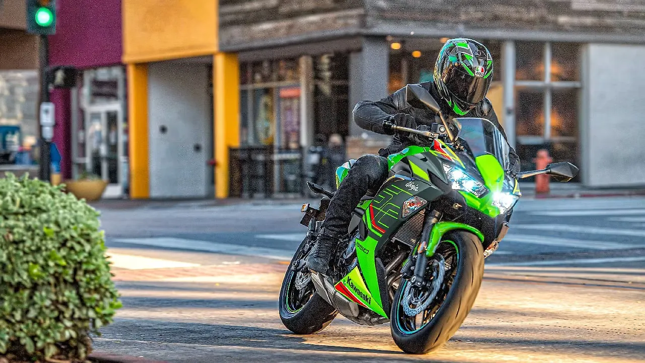 2023 Kawasaki Ninja 650 launched in India at Rs 7.12 lakh 2023 Kawasaki Ninja 650 launched in India at Rs 7.12 lakh