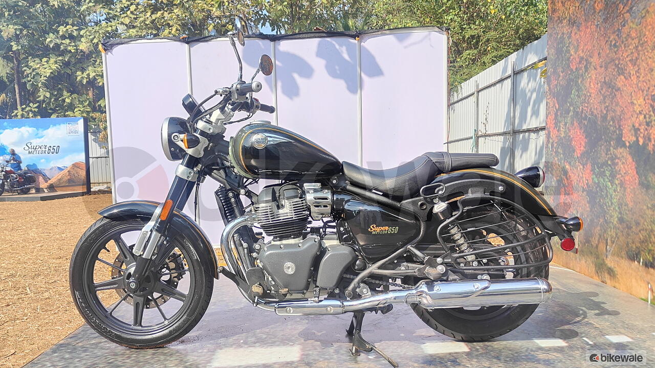 Royal Enfield Super Meteor 650 showcased at 2022 Rider Mania in Goa