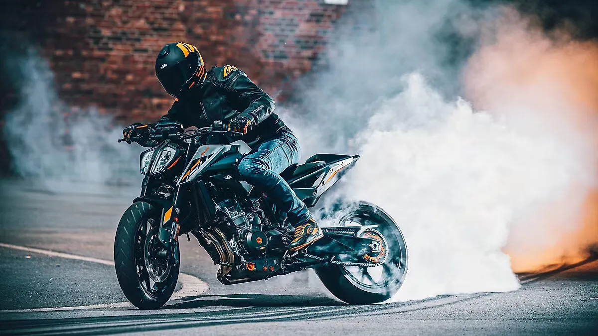 2023 KTM 790 Duke unveiled 2023 KTM 790 Duke unveiled
