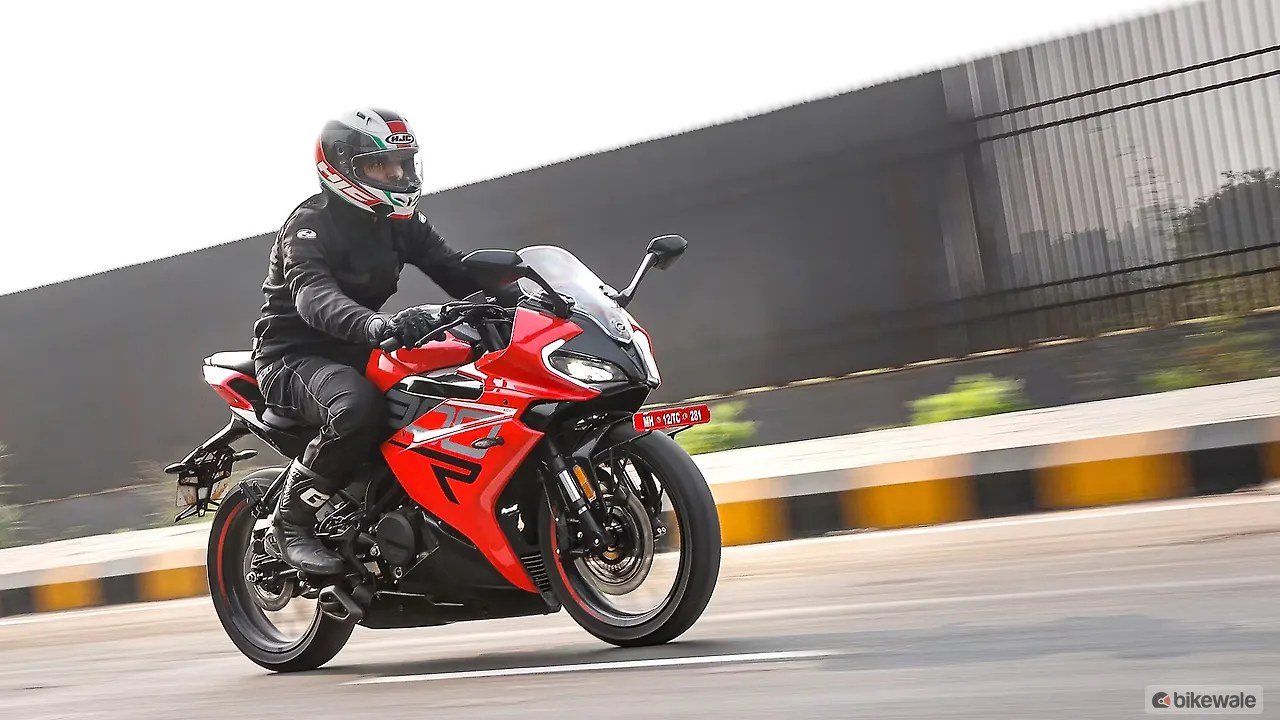 Keeway K300R Review: Image Gallery Keeway K300R Review: Image Gallery