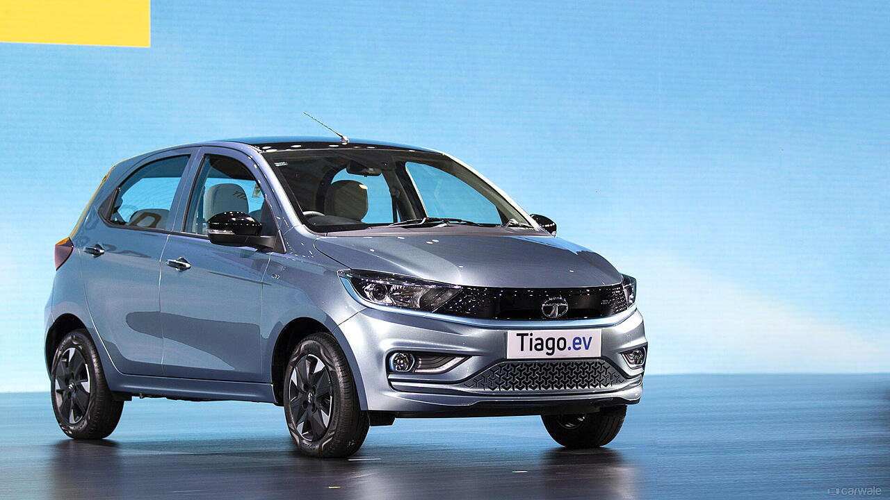 tata tiago ev base model on road price