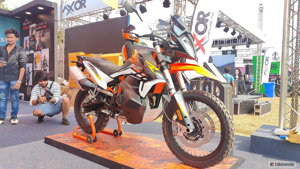 KTM 890 Adventure R showcased at India Bike Week 2022!