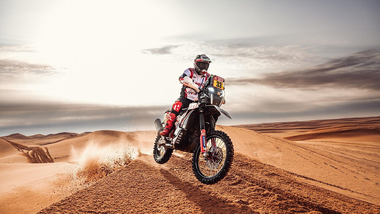 Dakar Rally 2023: Hero MotoSports wins Stage 10