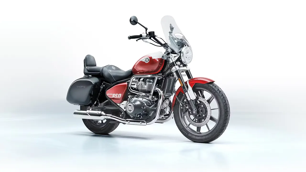 New Royal Enfield Super Meteor 650 accessories revealed New Royal Enfield Super Meteor 650 accessories revealed