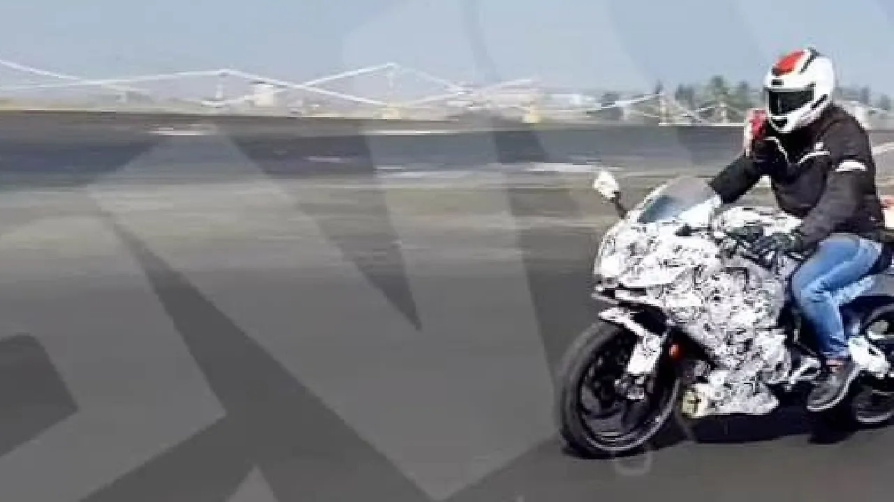 Aprilia’s most affordable supersport in the works Aprilia’s most affordable supersport in the works