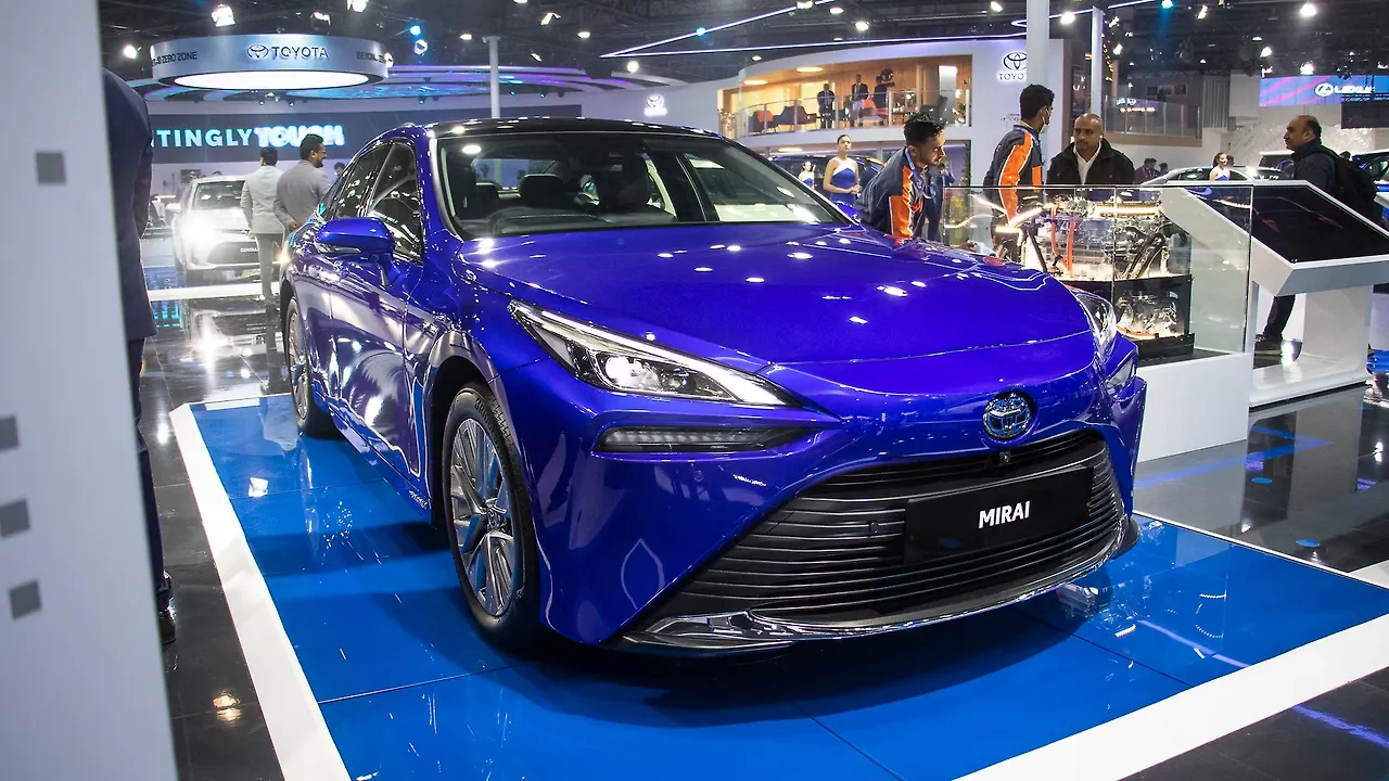 Toyota Mirai Fuel-Cell Vehicle showcased – Now in pictures - CarWale